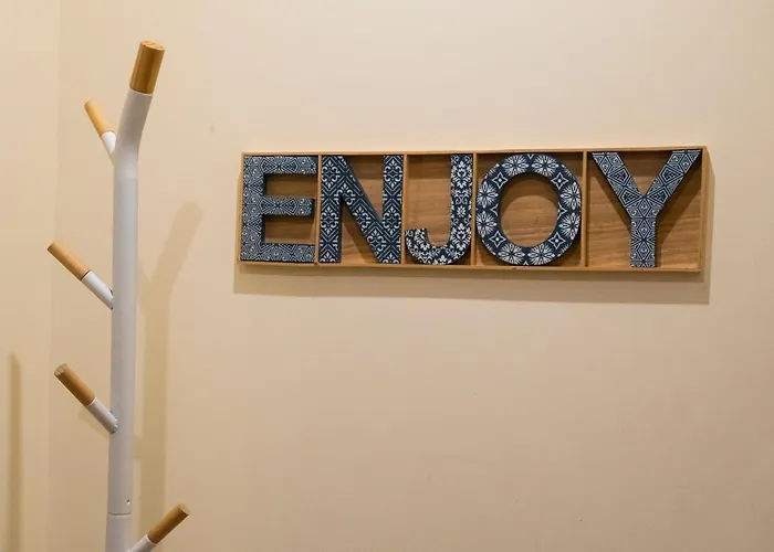 312 - With Free Parking Lejlighed *