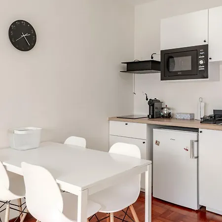 312 New Kitchen & Free Parking Appartement Oporto